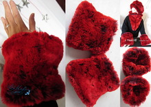 élégants chauffe-poignets rouge et violet-prune, manchettes fausse-fourrure, hiver 2012-2013 
