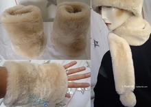 élégante paire de chauffe-poignets sable blanc crème, manchettes fausse-fourrure hiver 2012